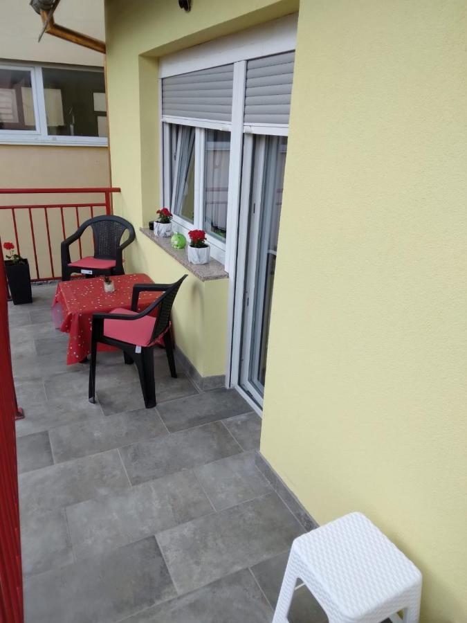 Apartman Josip Gospic Luaran gambar