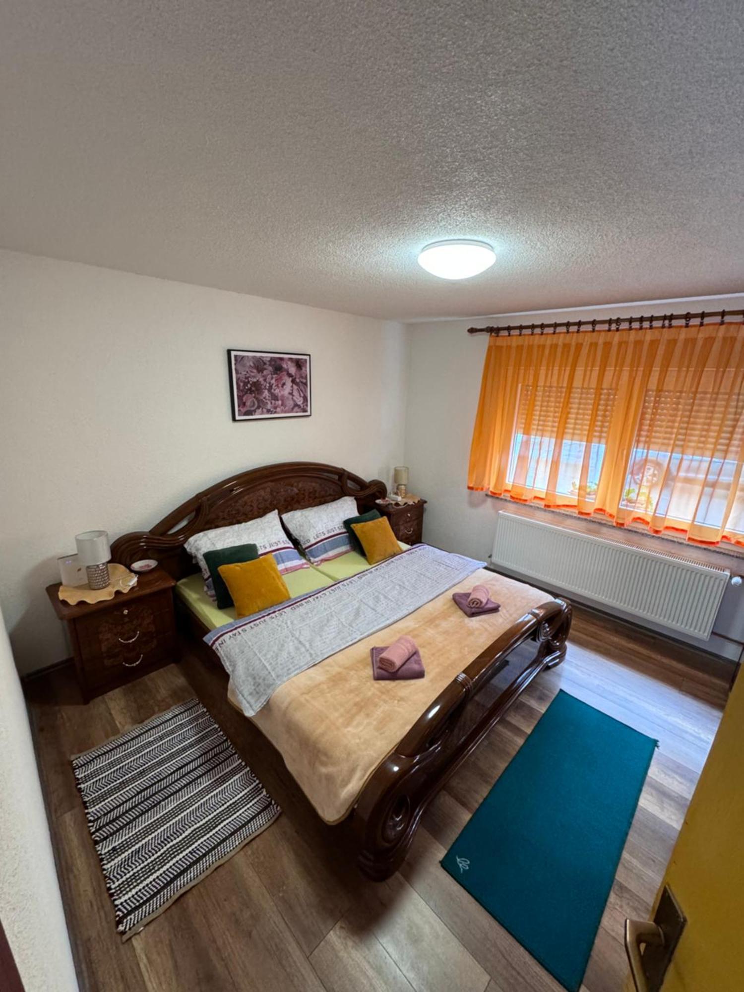 Apartman Josip Gospic Luaran gambar