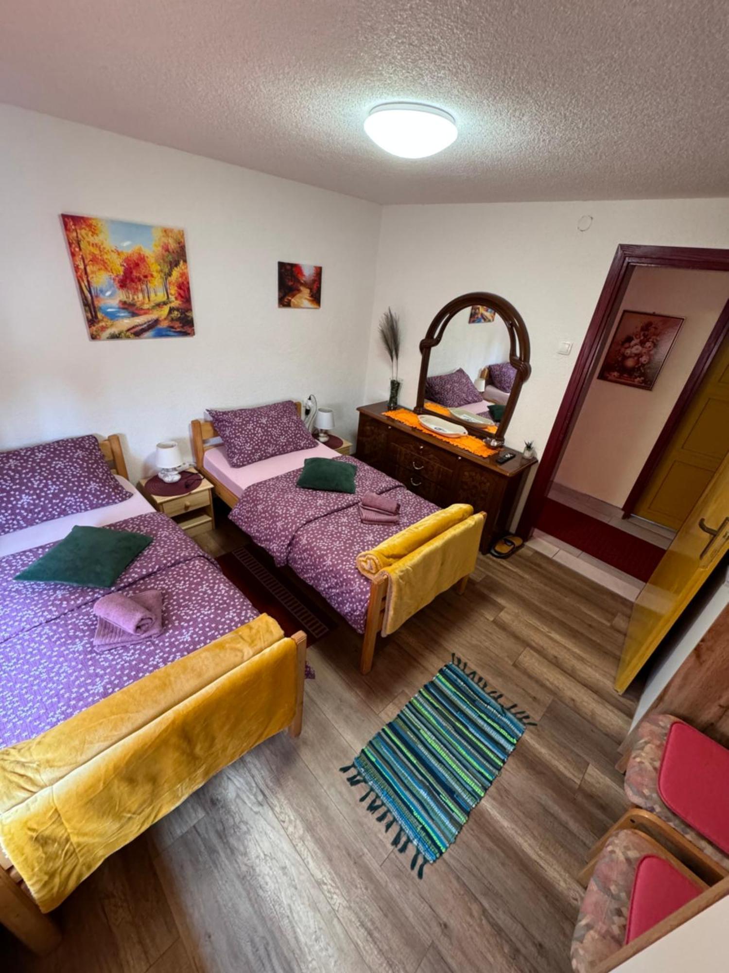 Apartman Josip Gospic Luaran gambar