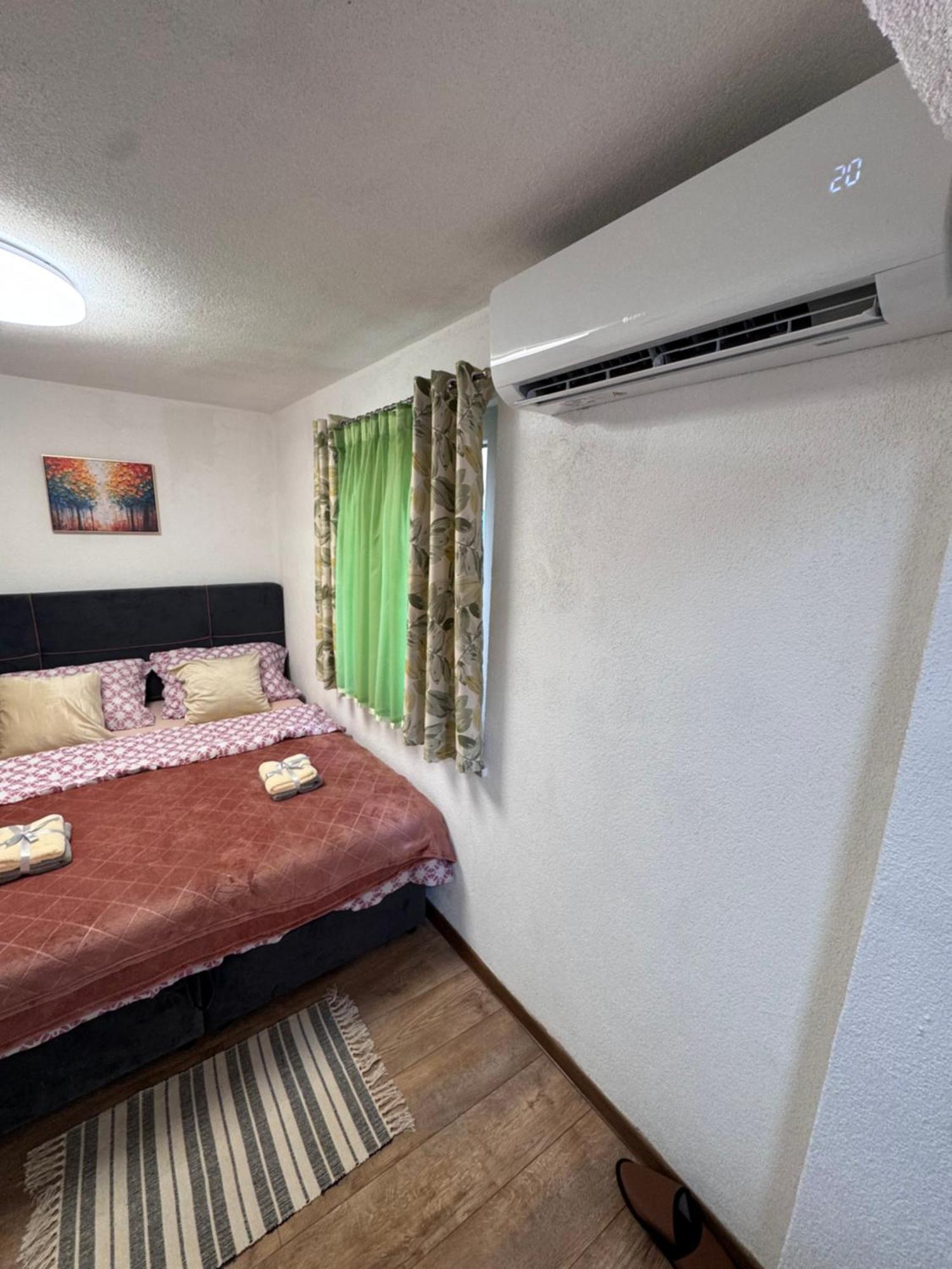 Apartman Josip Gospic Luaran gambar