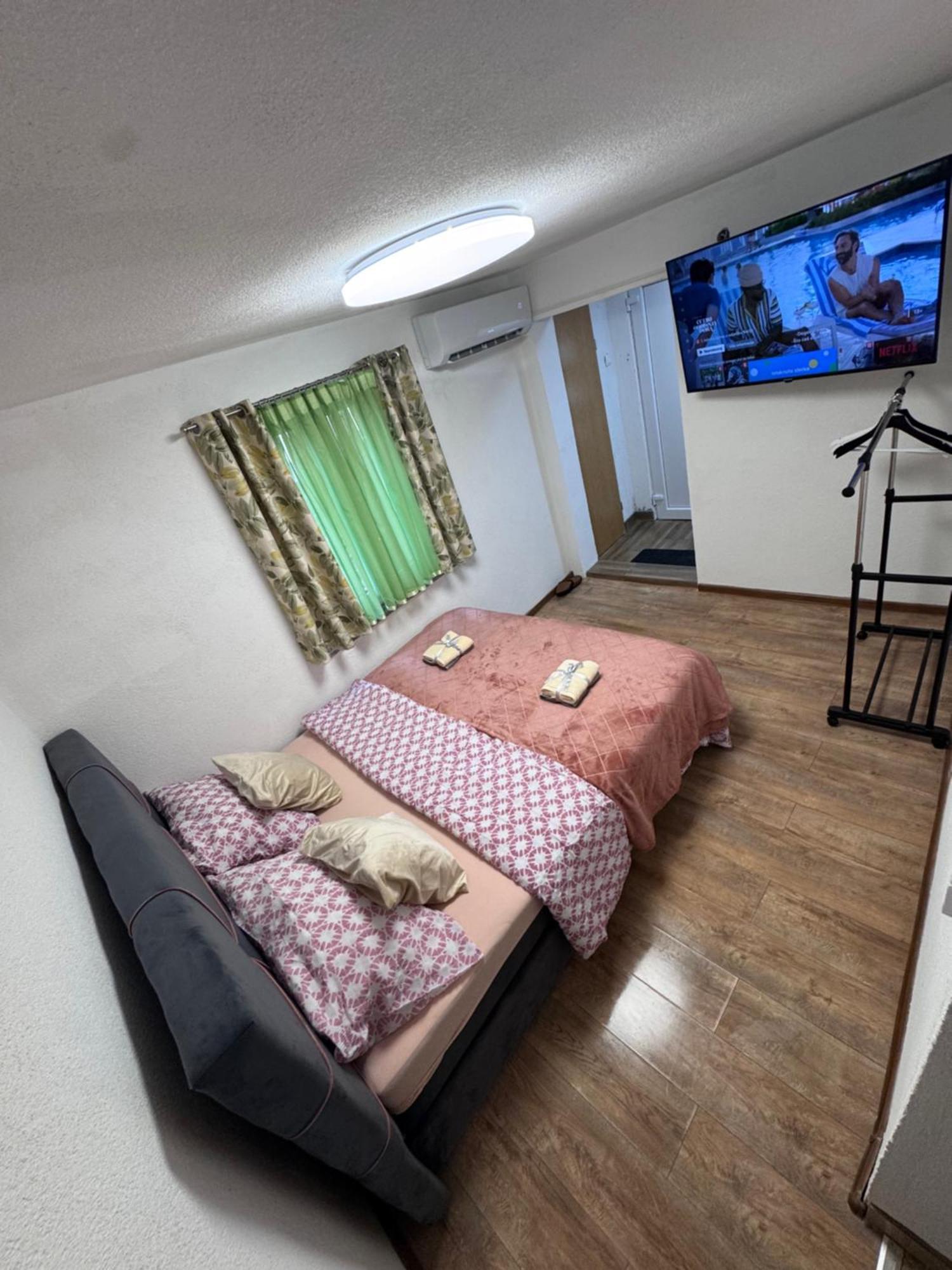 Apartman Josip Gospic Luaran gambar