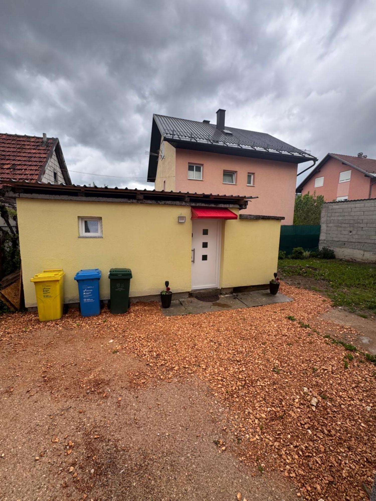 Apartman Josip Gospic Luaran gambar
